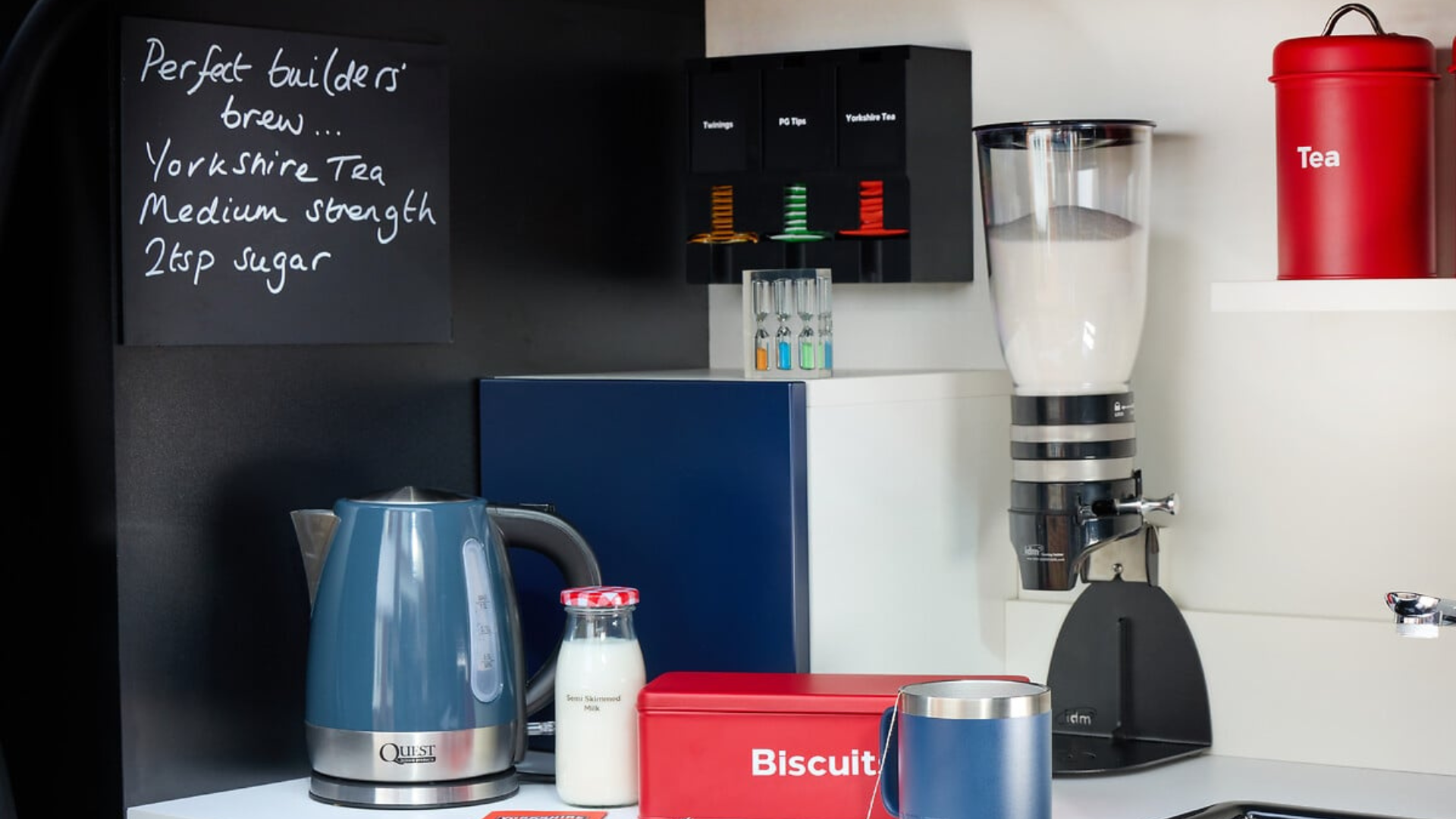 Vauxhall Vivaro Electrici-Tea – The Ultimate Tea-Making Van for Tradespeople on the Go